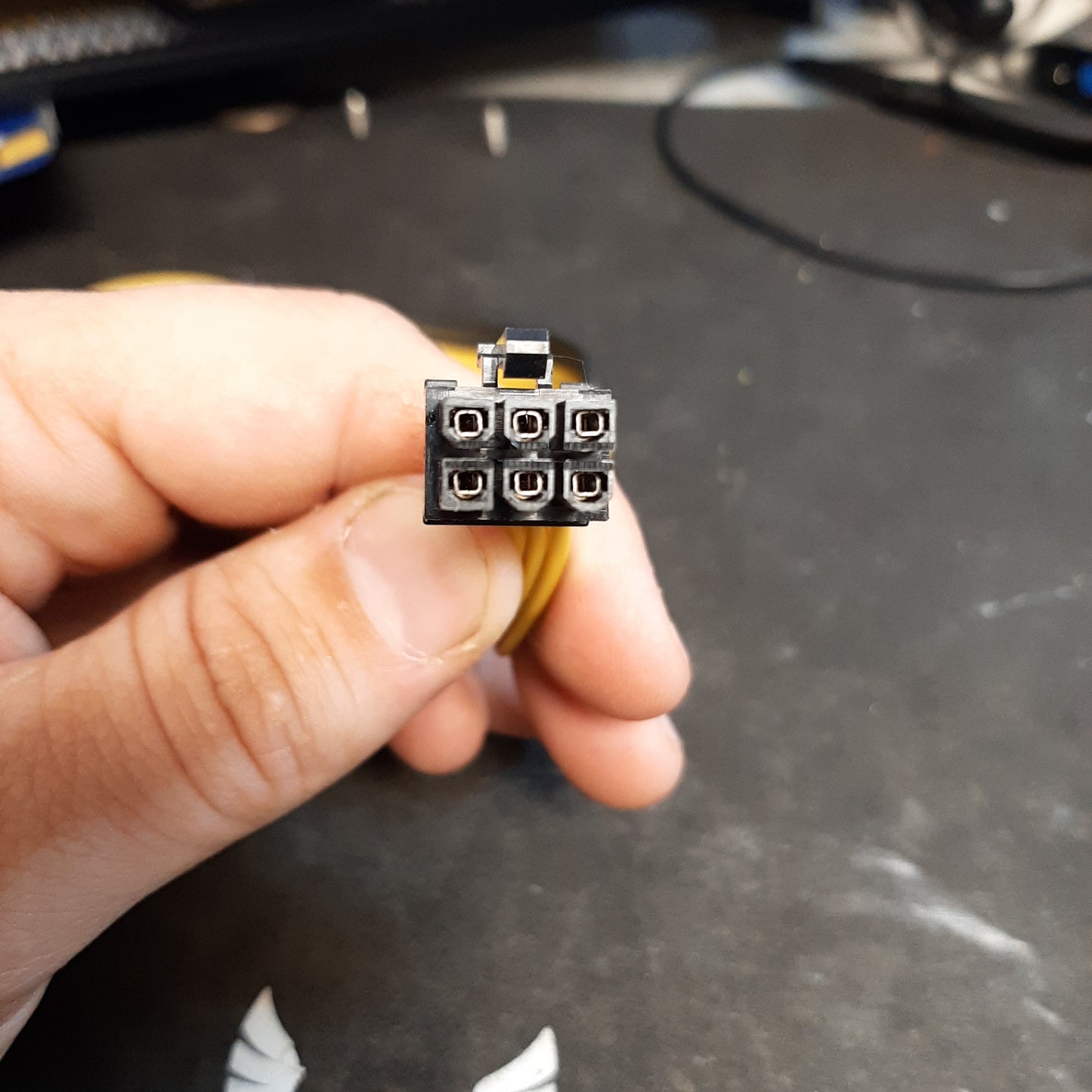 Pcie break out cable 24in