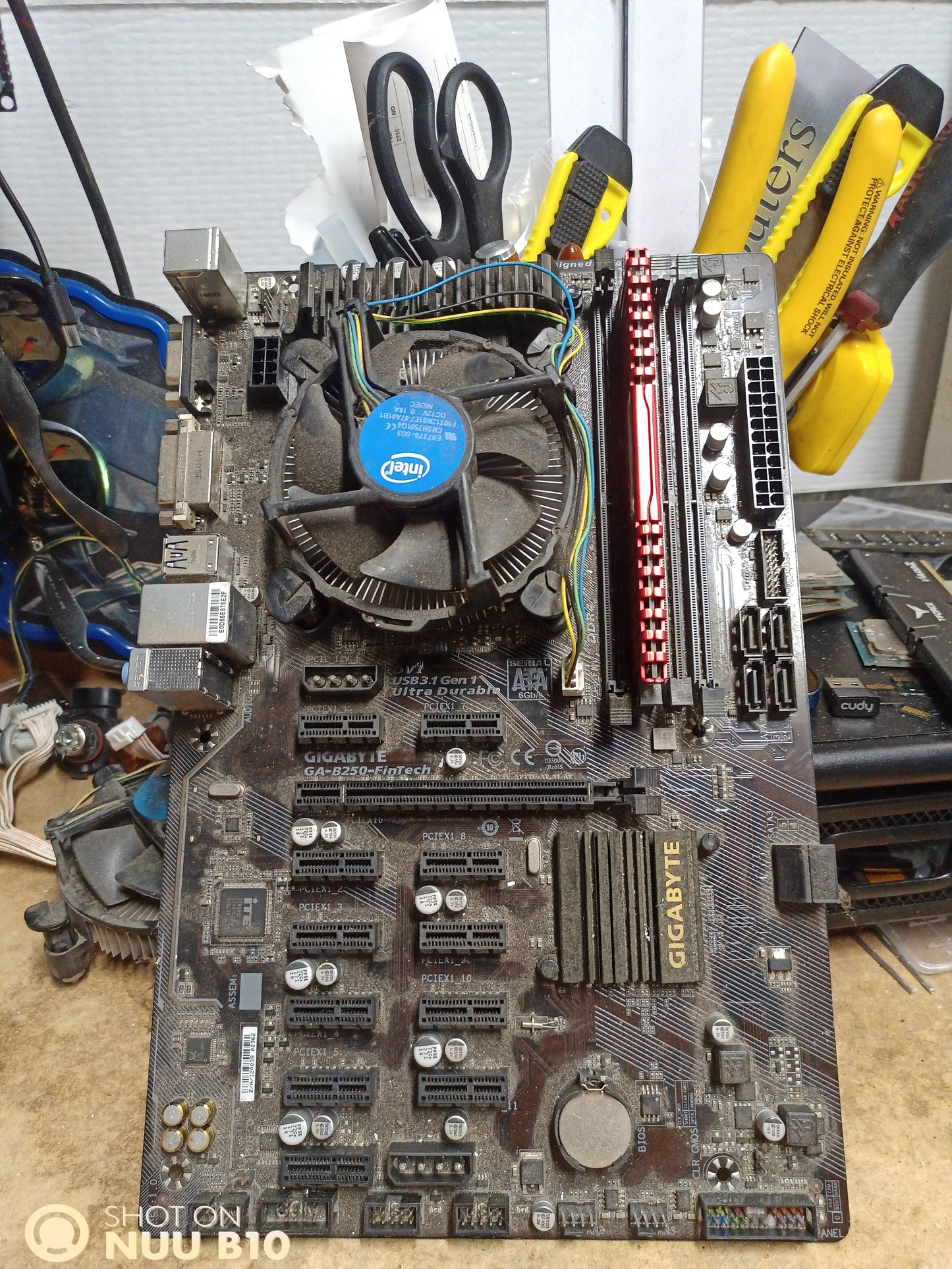 GA-b250-fintech CPU ram cooler combo
